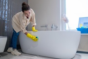 Expert Bathroom Deep Cleaning Services by Rob's Cleaning